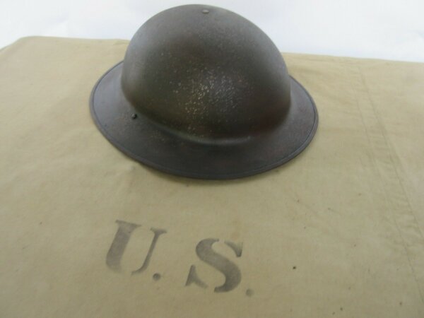 US Army M17 Stahlhelm aged Steelhelmet WK1 WWI Canadien Allied Forces Broadie