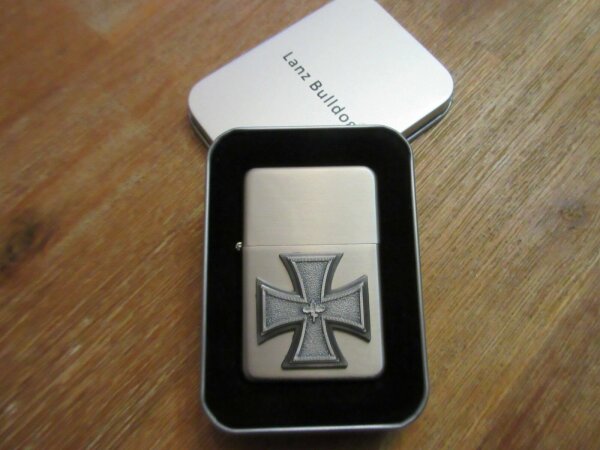 Sturm Benzin Feuerzeug Eisernes Kreuz EK 1914 1939 Iron Cross WWI WH WK2 WWII