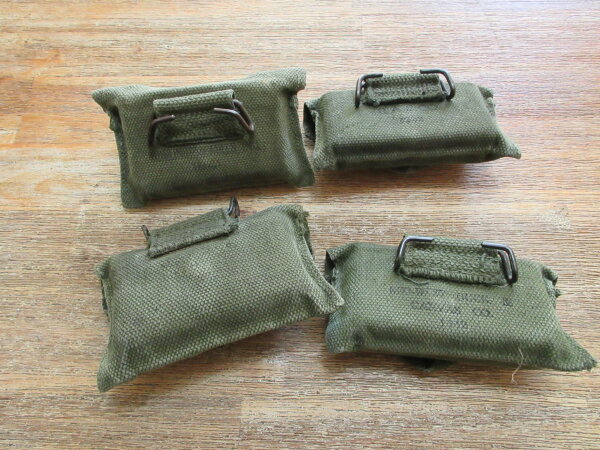 Original US Army Verbandspäckchen + Tasche First Aid Bandage + Pouch WWII