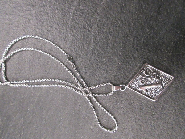 Edelstahl Anhänger Eisernes Kreuz Massiv Schwarz Silber 60cm Kette Biker Rocker