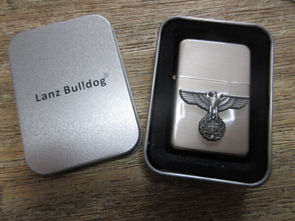 Reichsadler mit Eisernem Kreuz EK Feuerzeug Benzin Wehrmacht WW2 WK2 Iron Cross