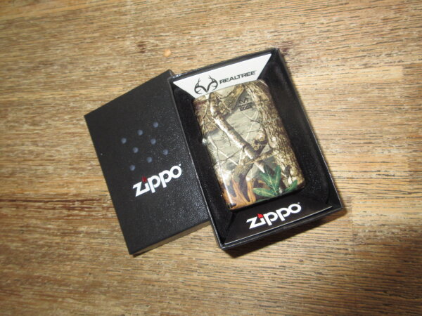 Zippo Storm Lighter Real Tree Camo