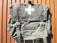 BW Kampftasche klein oliv m Gurt & Balkenkreuz