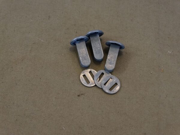 Nieten Stahlhelm Splinte Helmsplinte gestempelt WWII