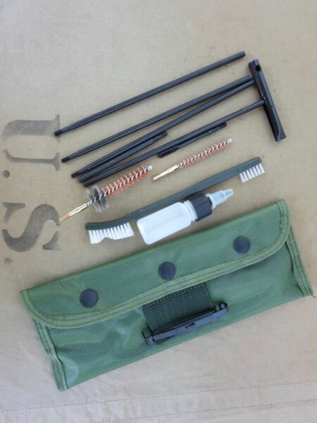 US Army M16 Cleaning Kit .223 AR15 M4