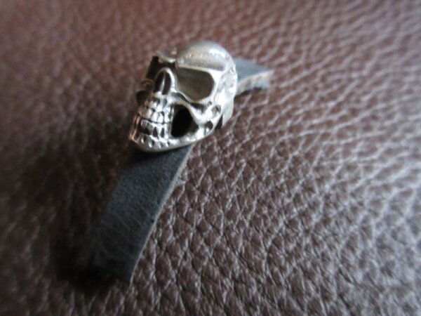 Schädel Skull Totenkopf Memento Mori Sterling Armband Perle Rockabilly