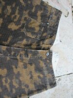 Wehrmacht Eichentarn Feldhose HBT Drillich Oakleaf Fall side