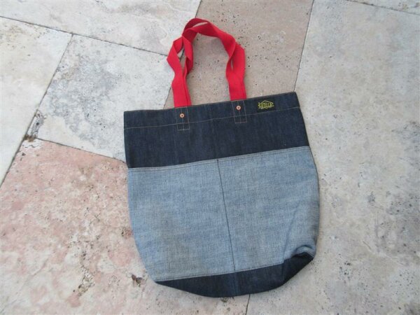 Vintage Canvas Bag Weekender Shoulderbag Nose Art Lutece Mfg Co